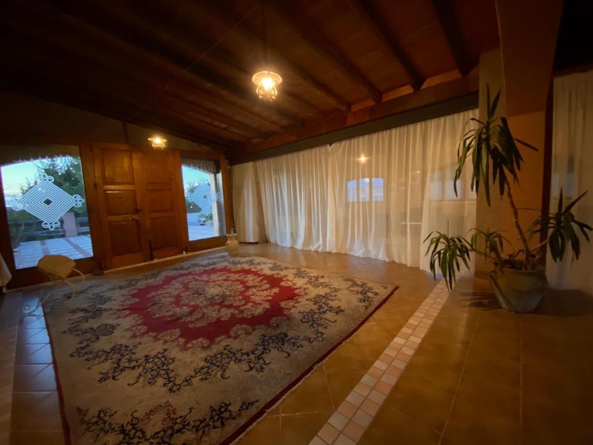 קוורטוצ'ו Hotel I Ginepri מראה חיצוני תמונה